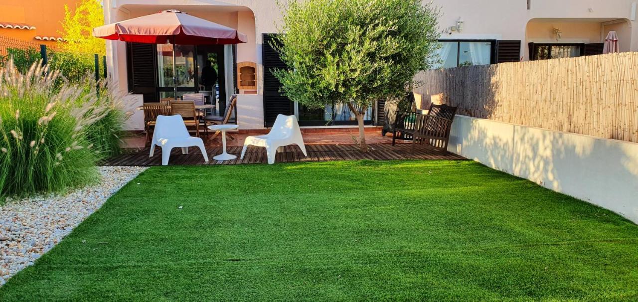 Villa charmosa T2 junto à praia e à Marina de Vilamoura e piscina Quarteira Extérieur photo