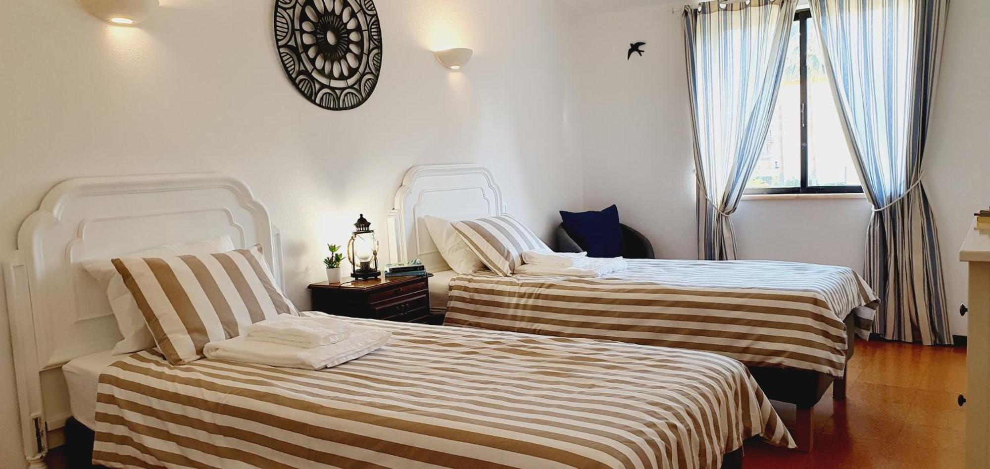 Villa charmosa T2 junto à praia e à Marina de Vilamoura e piscina Quarteira Extérieur photo